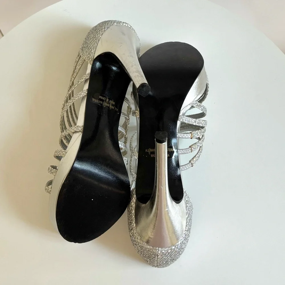 Touch Ups Carey Silver Sparkle Heels Size 8